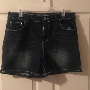 Cato denim shorts size 16